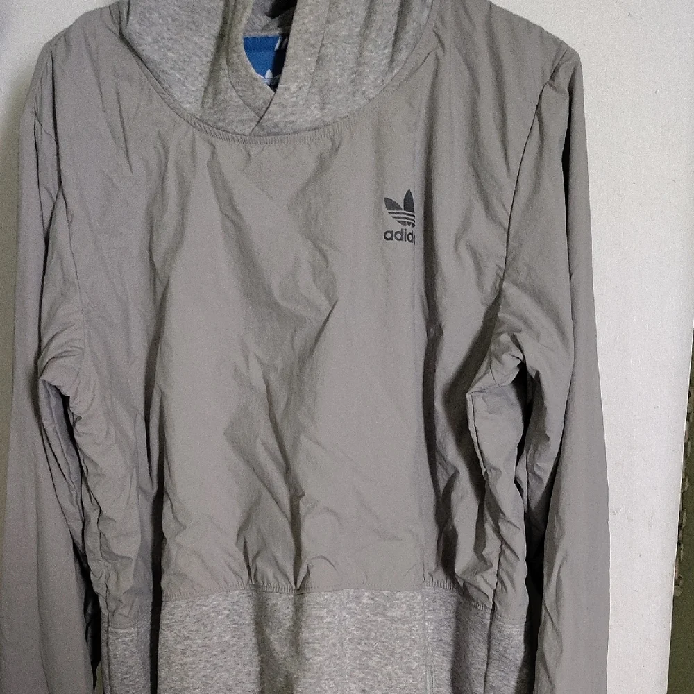 Adidas Gray Lightweight Windbreaker Performance Jacket Size Medium - Picture 2 of 7